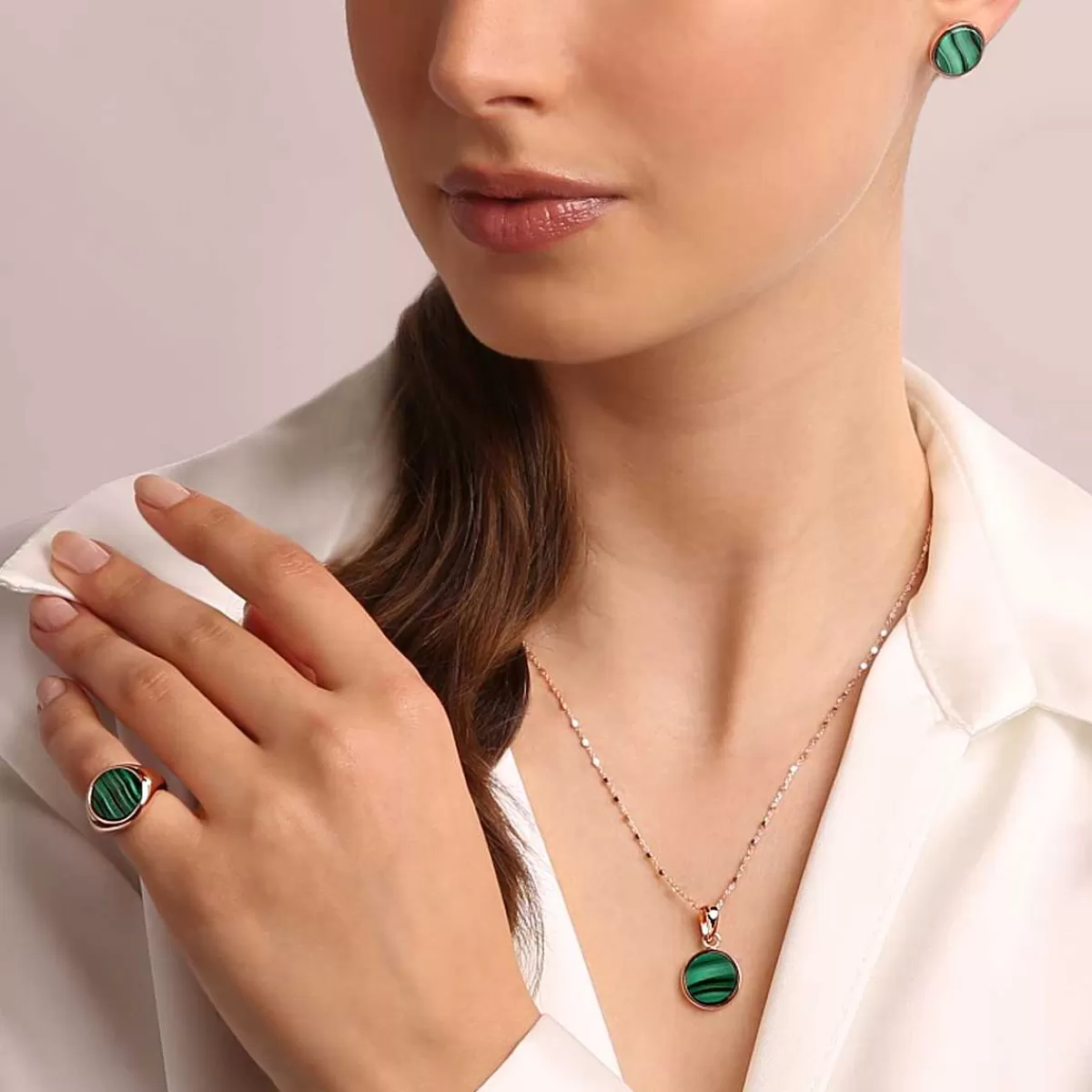Shop Collana A Catena Cubo Con Pendente A Disco Piccolo In Pietra Naturale Collane