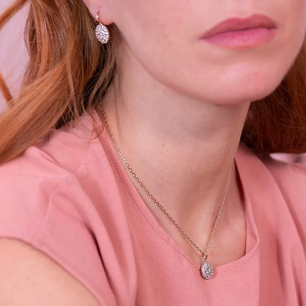 Sale Collana A Catena Rolo Con Pendente Rotondo In Pave Di Zirconi Collane