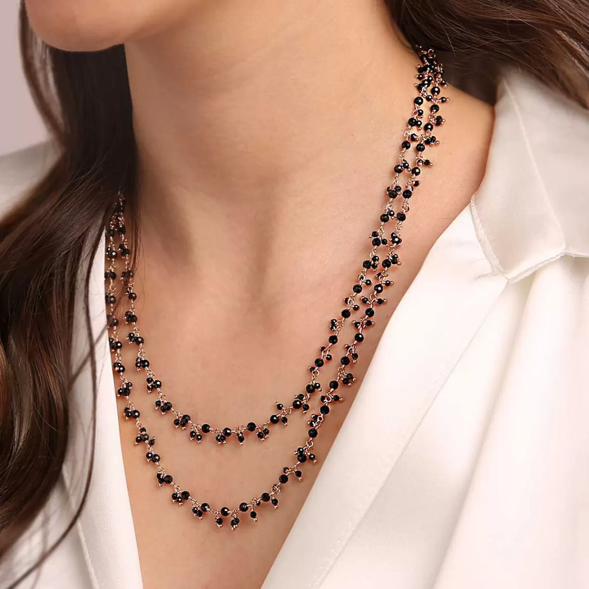 Cheap Collana Con Piccoli Pendenti In Pietra Naturale Spinello Nero Collane