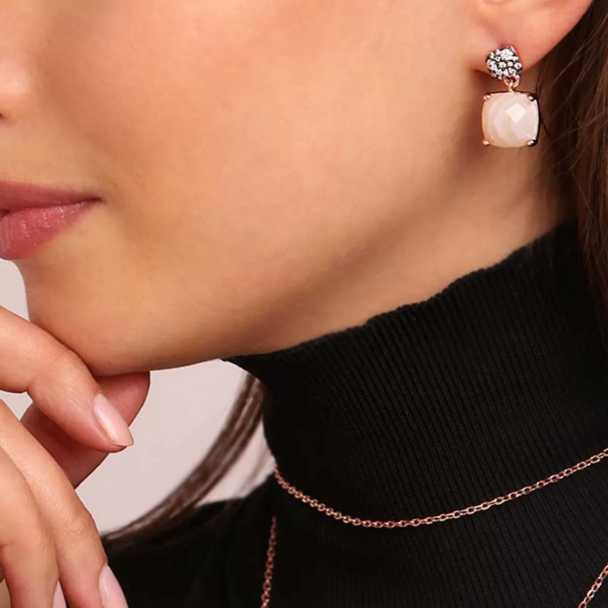 Flash Sale Orecchini Pendenti Con Pietra Naturale Quadrata Sfaccettata E Pave Orecchini
